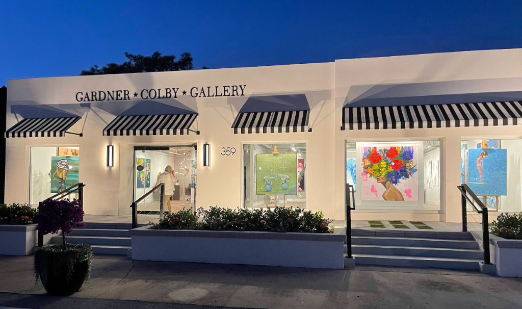 exterior-evening-2021-WEB