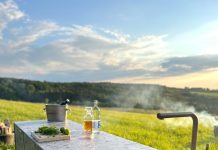 Luxury and Modern Design Tradition Outdoors