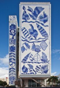 Located at 2100 Biscayne Boulevard in Miami, the Bacardi Building (1963) by architect Enrique Gutierrez is a prime example of MiMo architecture. The structure’s signature features are its exterior mural walls covered in azulejos designed by Francisco Brennand. Photo by Robin Hill
