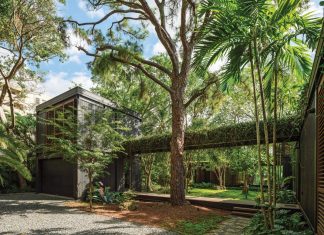 Seaglass Awards 2026: The Best of Outdoor Living Photo courtesy of Christopher Cawley Landscape Architecture