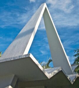 When architect Morris Lapidus was commissioned to rehaul Miami Beach’s Lincoln Road around 1960, part of his design included several architectural follies with slabs and patterns that reflect MiMo architecture. Photo by Robin Hill
