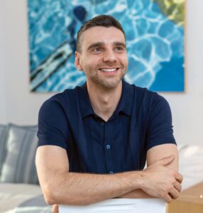 “With small spaces, design cannot be arbitrary,” says designer Rodolfo Pomini. “Everything needs to serve a purpose.”