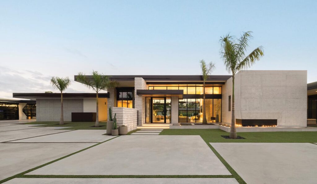 Arrival at the residence delivers instant architectural drama with soaring glass walls that create a seamless sightline and pull the eye into the residence’s interior.